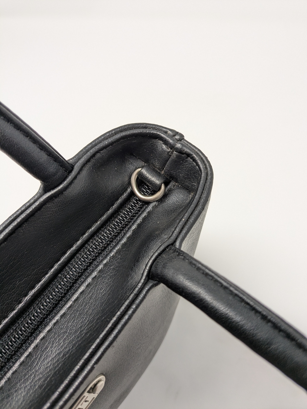 Esprit Black Smooth Leather Small Satchel Bag - Picture 10 of 15